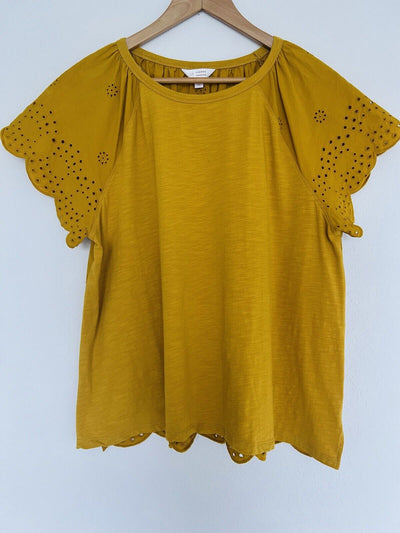 LAUREN CONRAD Gold Eyelet Detail Blouse Sz XL Mix Media Short Sleeve Boho