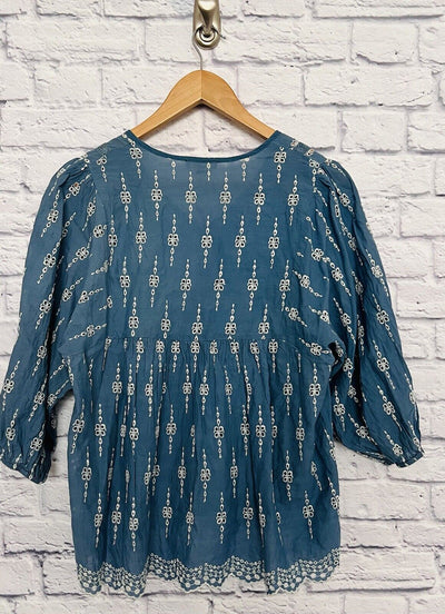 EASEL Blue Eyelet Baby Doll Top Sz L Embroidered Balloon Elastic Sleeves Boho