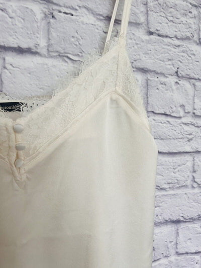 ABERCROMBIE & FITCH Camisole Tank Top Ivory Button Lace Trim Sz S Fairy Romantic