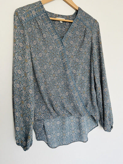 MAX STUDIO Floral Blue Blouse Sz S Hi-Low Top Flowy Boho Career