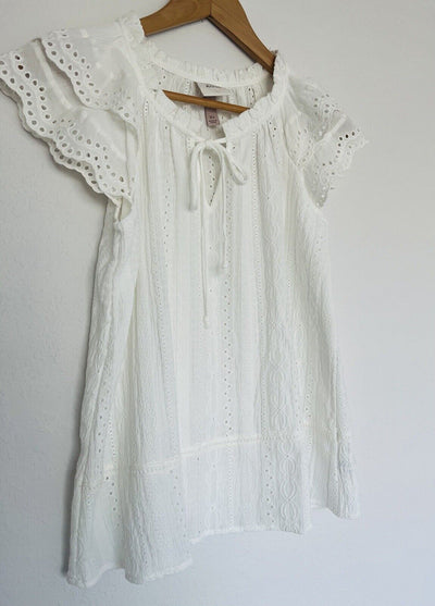 KNOX ROSE White Blouse Sz XS Boho Tassel V-Neck Floral Eyelet White Top