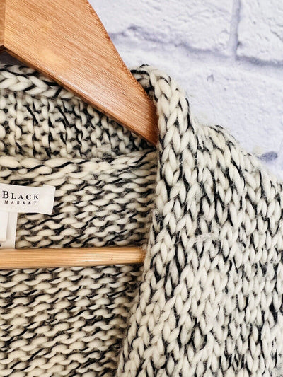 White House Black Market Wrap Front Cardigan Chunky Sweater Sz XS Wool Blend