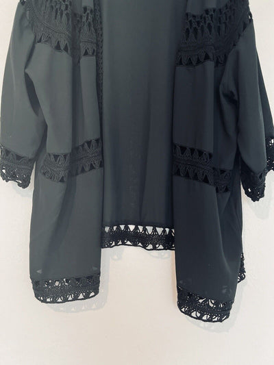 KNOX ROSE Open Front Kimono Cardigan Black Crochet Fringed Lace Trim Boho