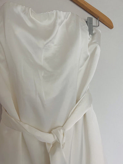 Saints + Secrets NWT White Satin Ruffle Halter Dress Sz L Tie Dance Prom Formal