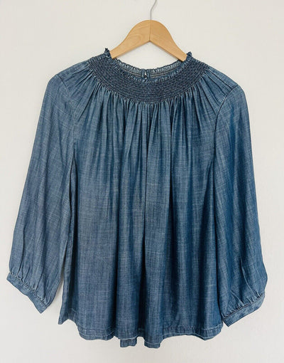 LOFT Chambray Blouse Sz M Smock Pleated Neck Balloon Sleeves Top Flowy Boho