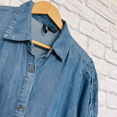 NEW DIRECTIONS Blue Chambray Shirt Sz 1X Botton Down Tie Detail Sleeve Boho Top