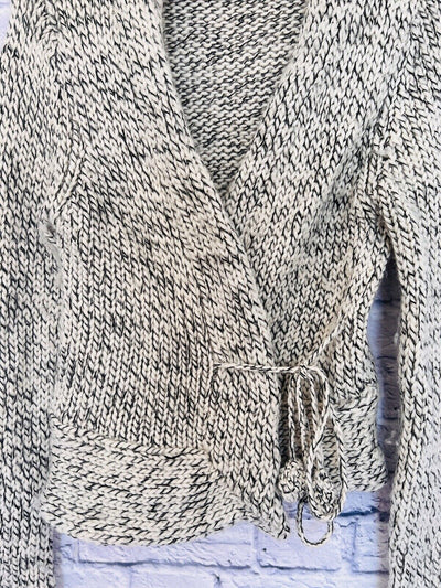 White House Black Market Wrap Front Cardigan Chunky Sweater Sz XS Wool Blend