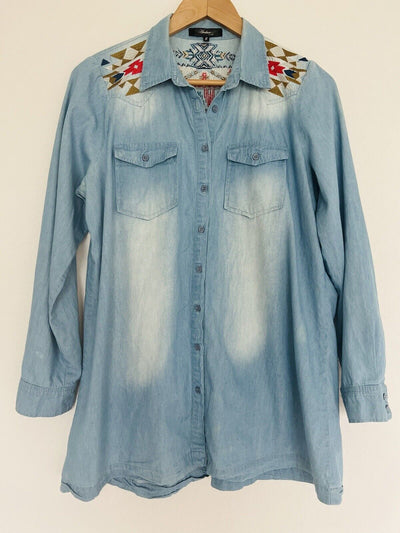 ANDREE by Unit Embroidered Shirt Sz S Botton Down Top Aztec Southwestern Boho