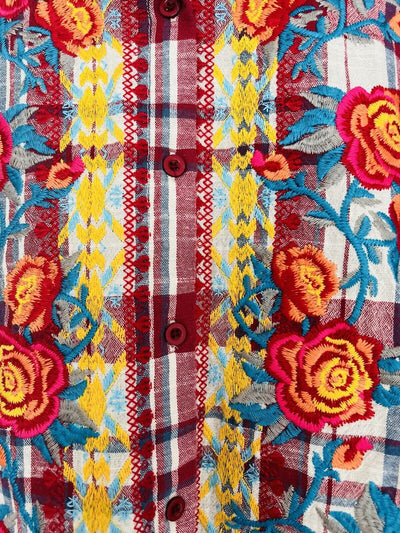 SAVANNA JANE Red Plaid Button Down Shirt Sz M Embroidered Roll Tab Sleeve Boho