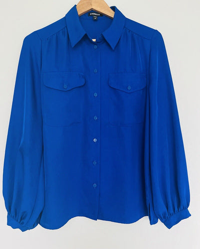 WHO WHAT WEAR Cobalt Blue Long Sleeve Blouse Sz M Collard Button Up Office Top