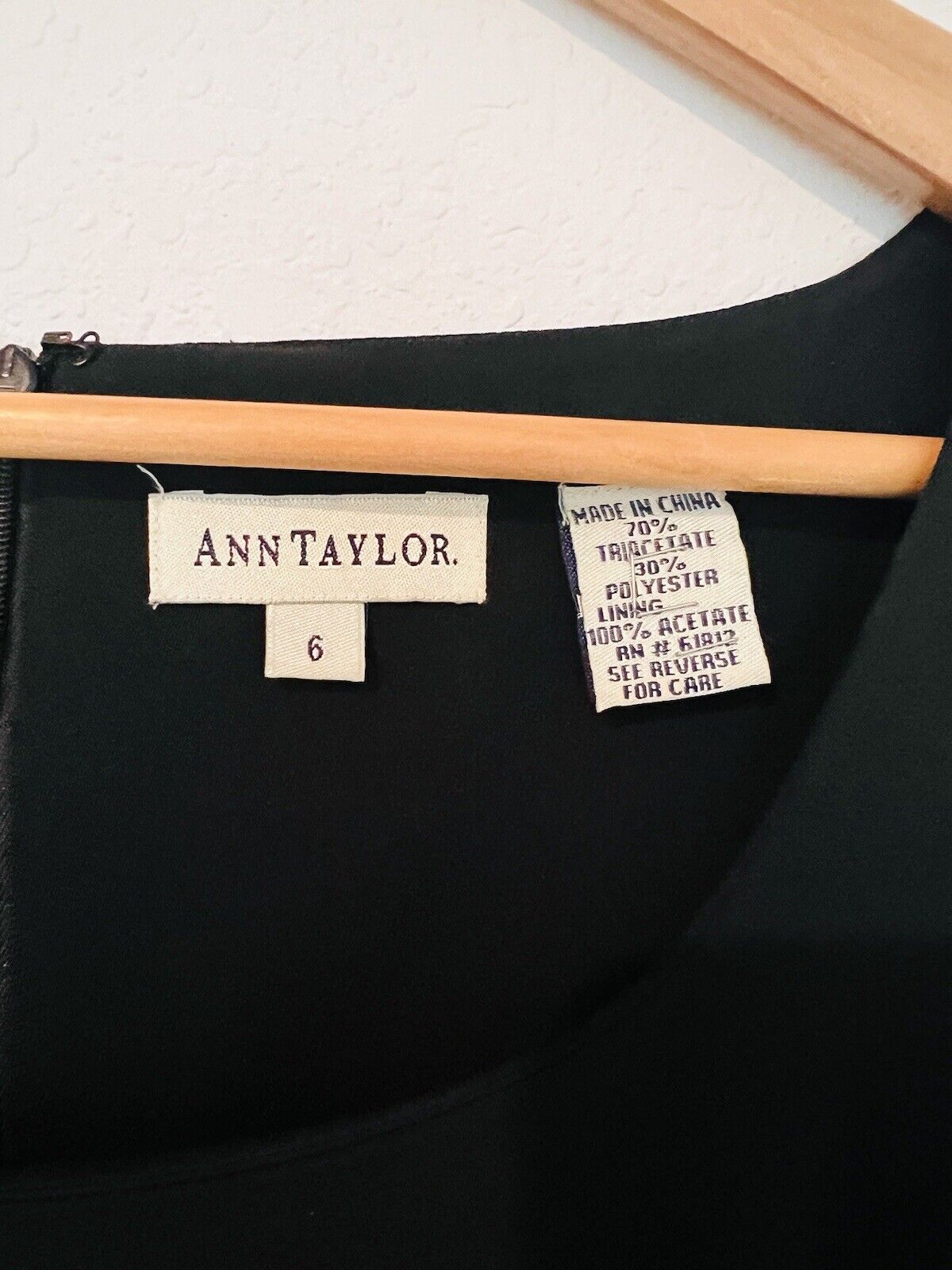 ANN TAYLOR Little Black Dress Sz 6 Faux Front Pockets Classic Back Zipper  Office | Rings - Necklaces