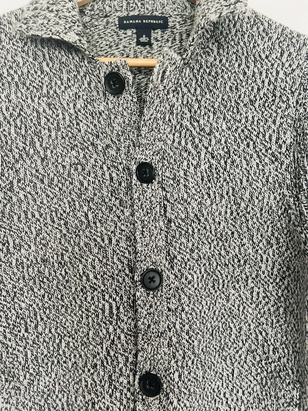 BANANA REPUBLIC Mens Cardigan Sweater Sz S Gray 100% Merino Extra Fine Wool
