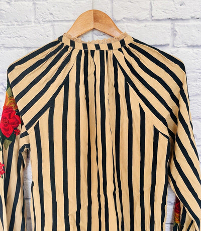 ANTHROPOLOGIE AKEMI+KIN Womens Manuela Blouse Sz S Striped Floral Embroidered