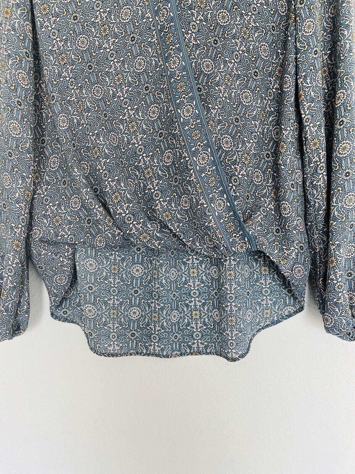 MAX STUDIO Floral Blue Blouse Sz S Hi-Low Top Flowy Boho Career