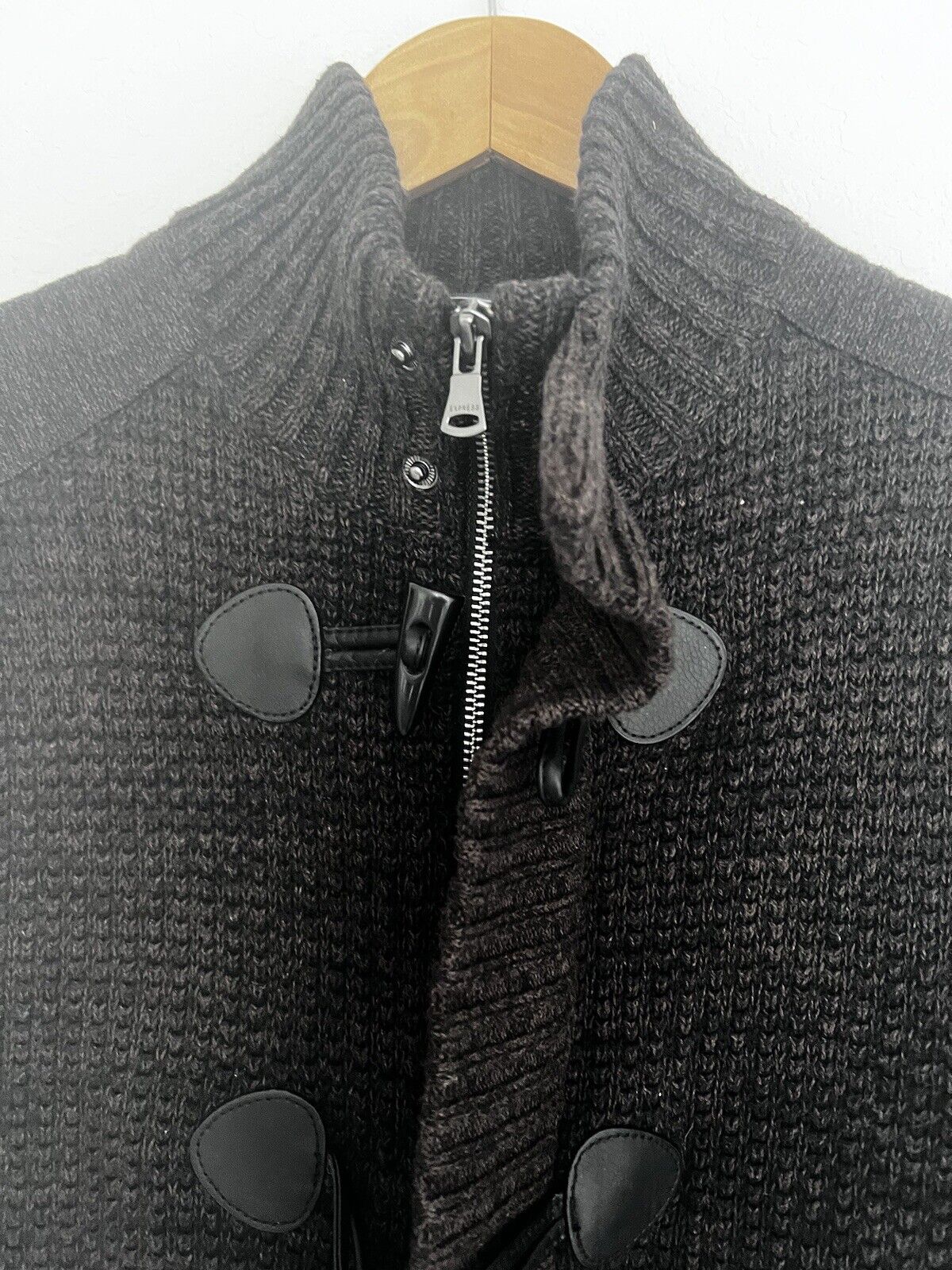 Express Mens Cardigan Sweater Sz M Brown Long Sleeve Cotton Toggle Button & Zip