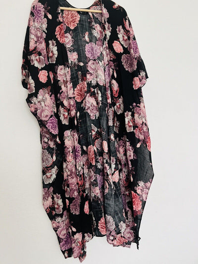 TORRID Black/Pink Floral Short Sleeve Kimono Sz 1/2 Open Front Boho Western