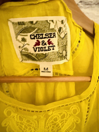 CHELSEA & VIOLET Embroidered Eyelet Top 100% Cotton Lightweight Size M