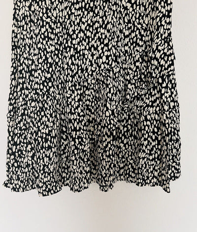 TALBOTS Black/White Spotted Print Ruffle Tiered Skirt Sz M Causal Midi