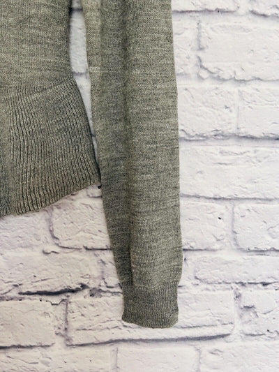 H&M DIVIDED Women’s Sweater Knit Lightweight Peplum Bottom Sz Small Gray