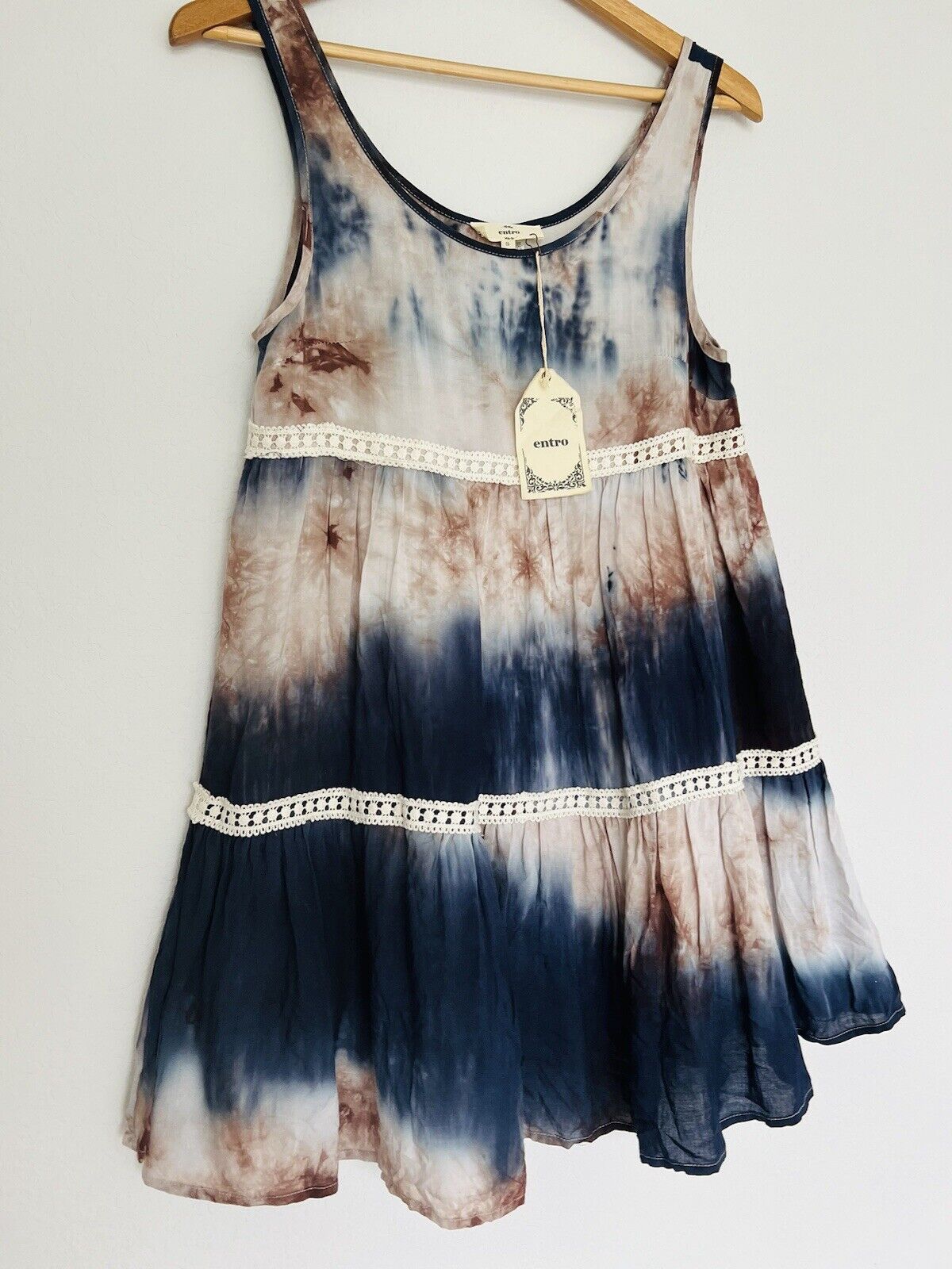 ENTRO NWT Tie Dye Tiered Tunic Dress Sz S Flowy Crochet Trim Lined Boho Western