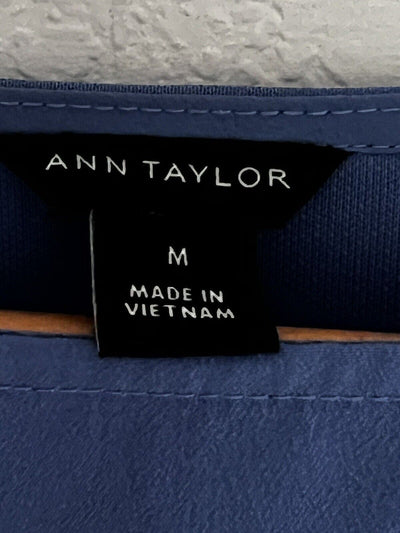 ANN TAYLOR Periwinkle Blue Blouse Sz M Round Neck Ruffled Wrist Office Business