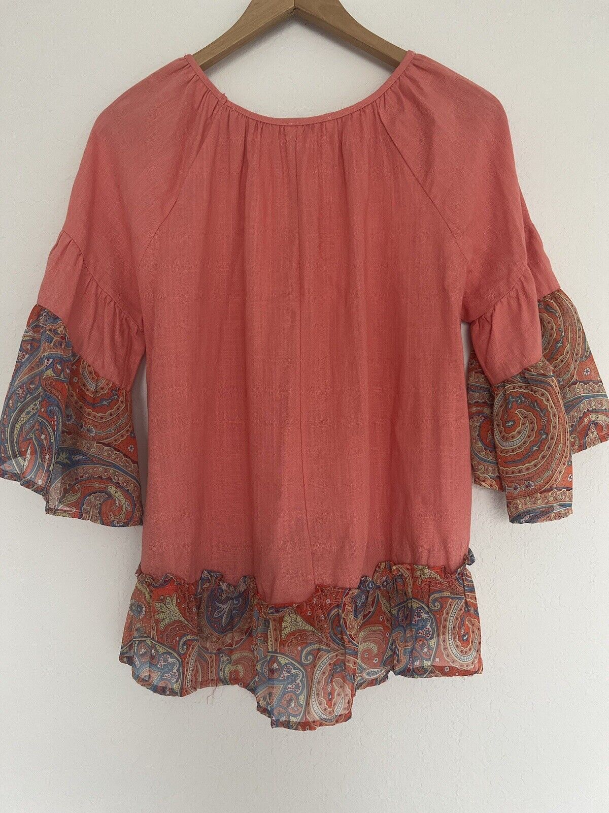 UMGEE Linen Blend Tunic Top Sz S Coral Ruffled Paisley Bell Sleeve Boho