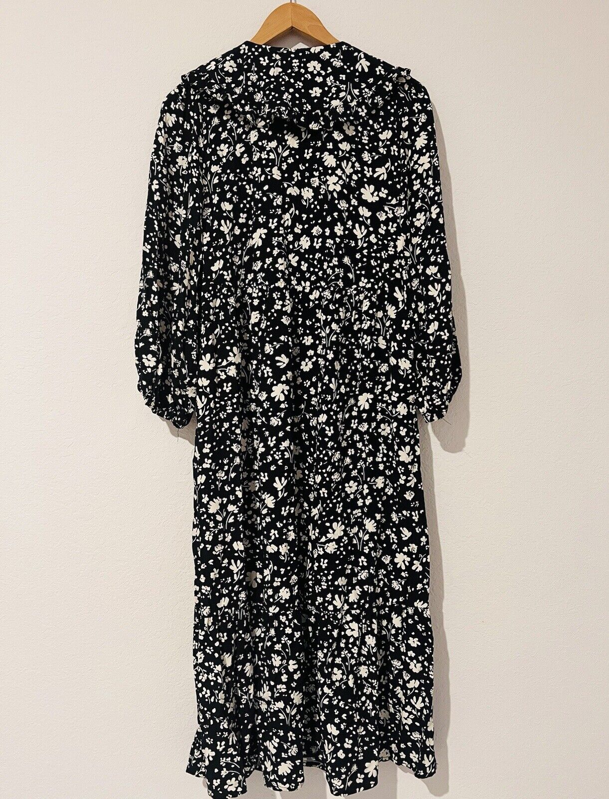 WHO WHAT WEAR Floral Maxi Dress Sz S Tie Collar Ruffle Balloon Sleeves Peasant