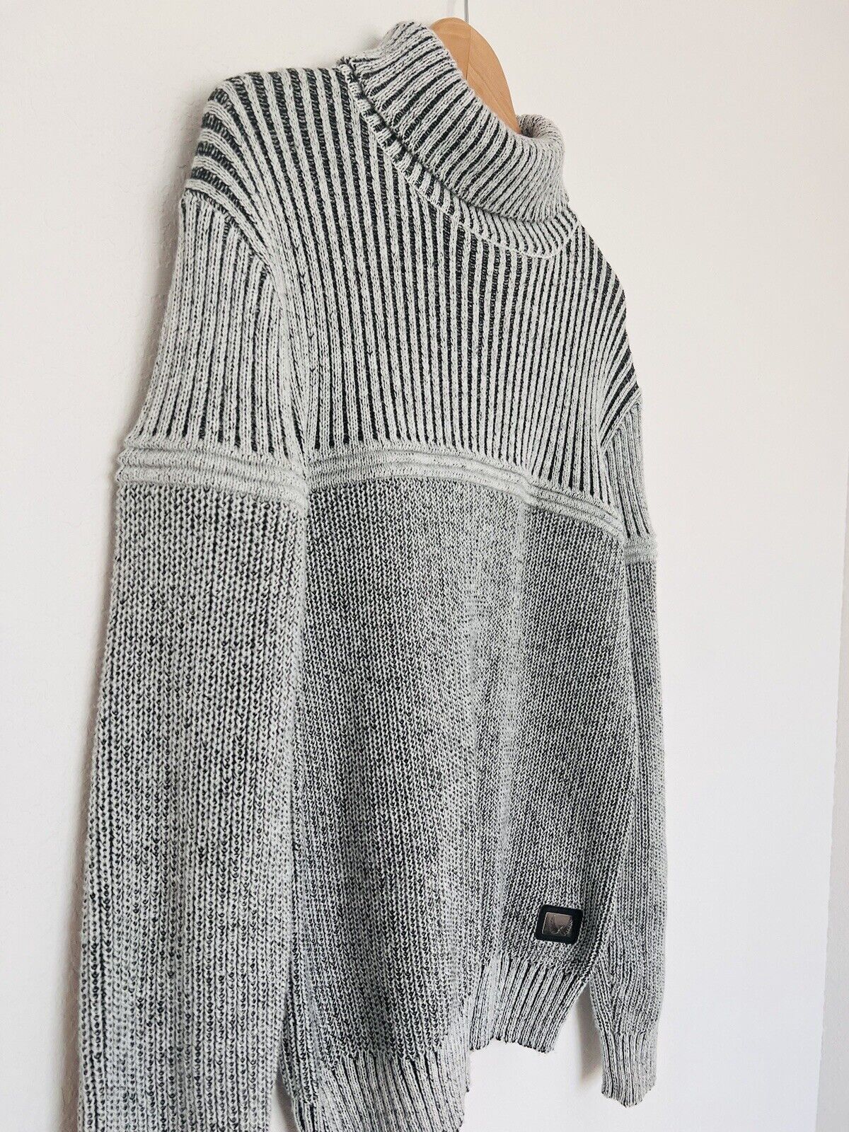 NICK DANGER Mens Chunky Turtle Neck Sweater Sz L Grandpa Gray/White Academia