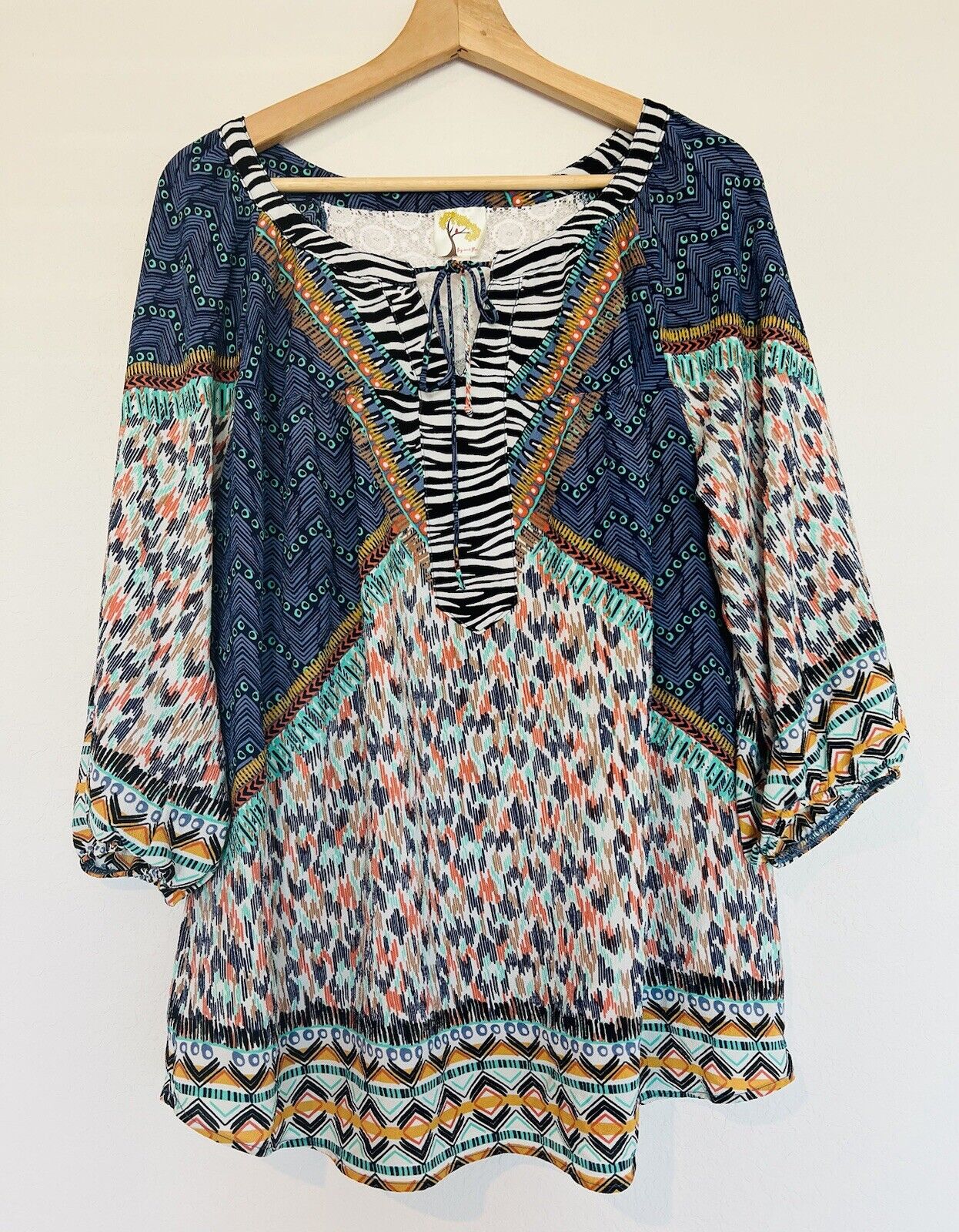 FIG & FLOWER Mixed Print Tunic Blouse Sz 3X Tie Neck Lace Flared Sleeve Boho