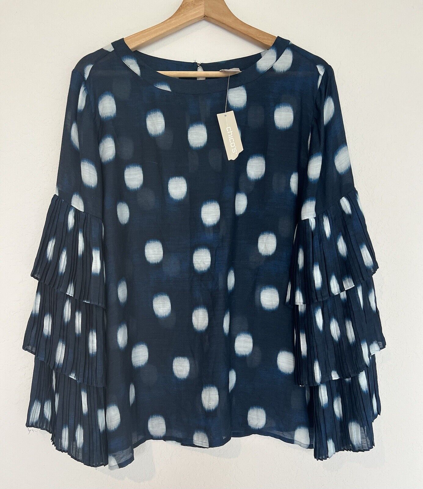 CHICO’S NWT Dot Silk Blend Blouse Sz L Flared Pleat-Sleeve Lightweight Boho