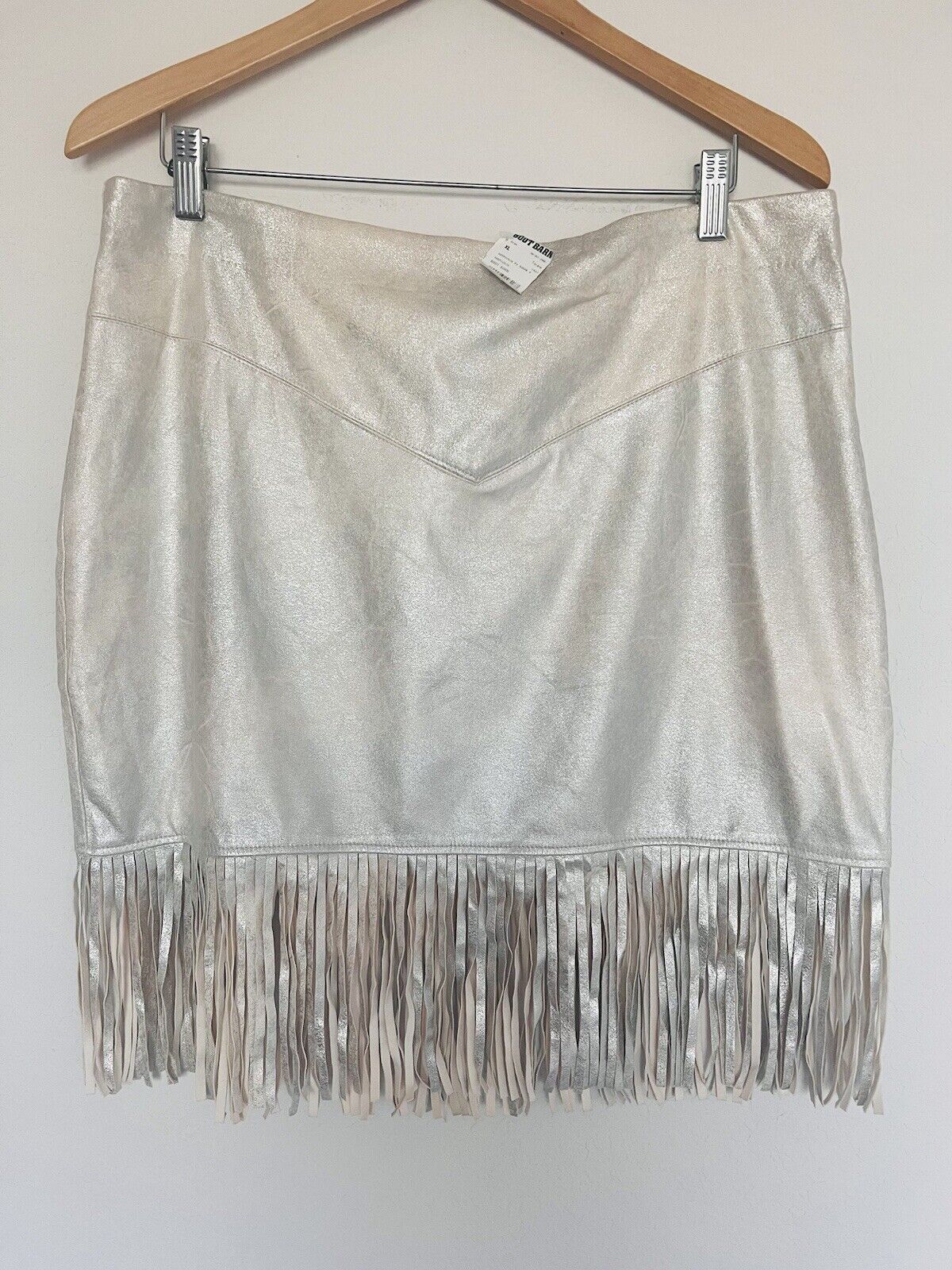 SHYANNE Faux Suede Skirt Sz Silver Fringe Knee Length Soft Western Boho Festival