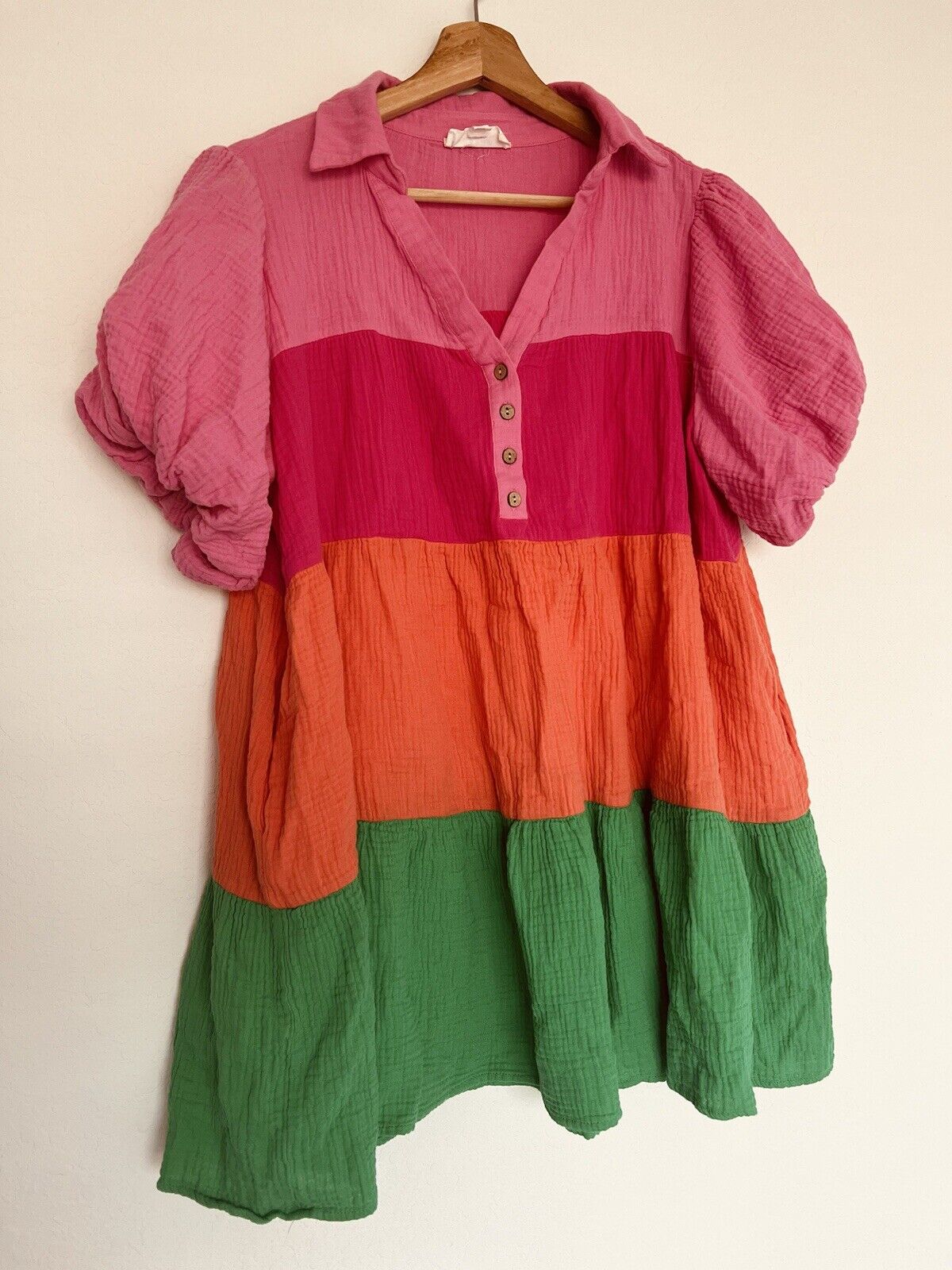 PEACH LOVE Color Block Tiered Tunic Dress Sz M Puff Sleeve Gauze Pockets Boho