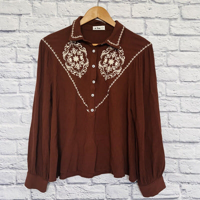 IN LOOM Brown Embroidered Blouse Sz M 1/2 Button Long Sleeve Western Boho Rodeo