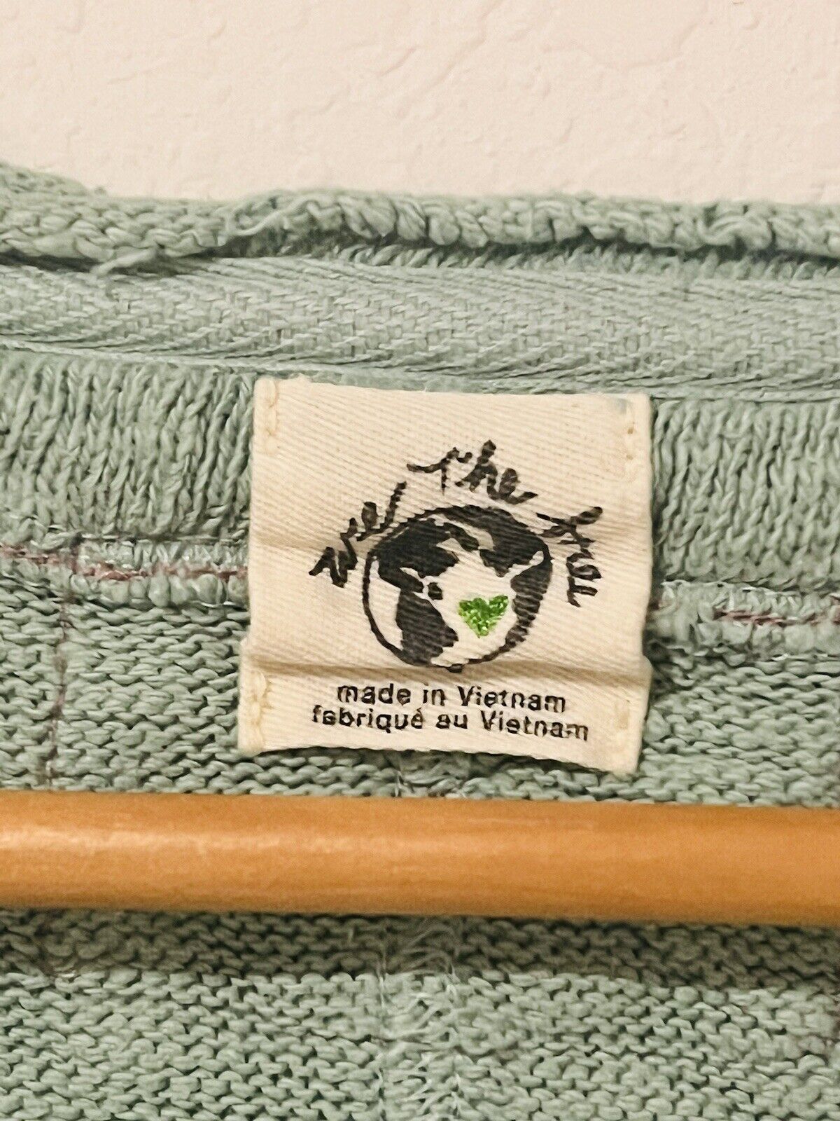 FREE PEOPLE We The Free Slouchy Crop Top Sz S Green Distressed V-Neck Shirt