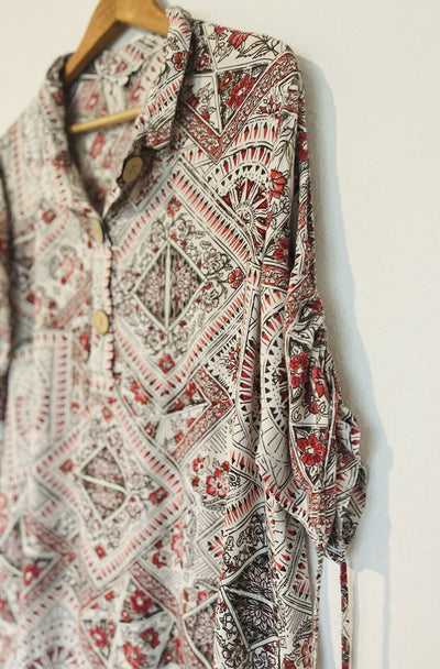 John Mark Shirt Womens Extra Large White Floral 1/2 Button Ruched Sleeve Tunic