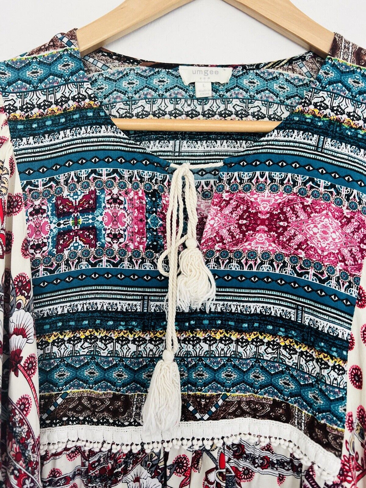 UMGEE Cream Floral Babydoll Dress Sz L Tassel Balloon Sleeves Crochet Tunic Boho
