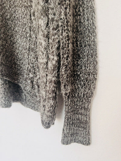 VERA WANG Gray Chunky Sweater Sz XL Cable Knit Long Sleeve Hi-Low Mixed Pattern