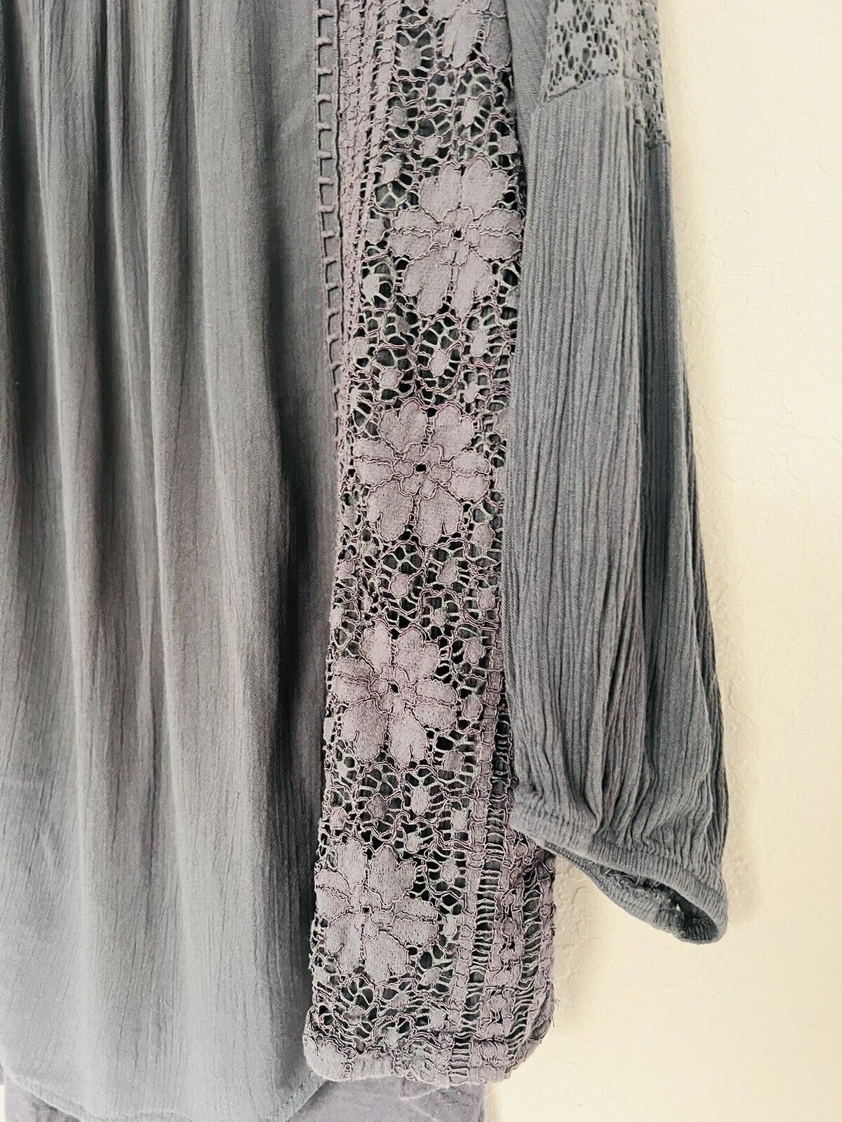 KNOX ROSE Mixed Media Flowy Top Sz L Lace Blouse Balloon Sleeves Boho