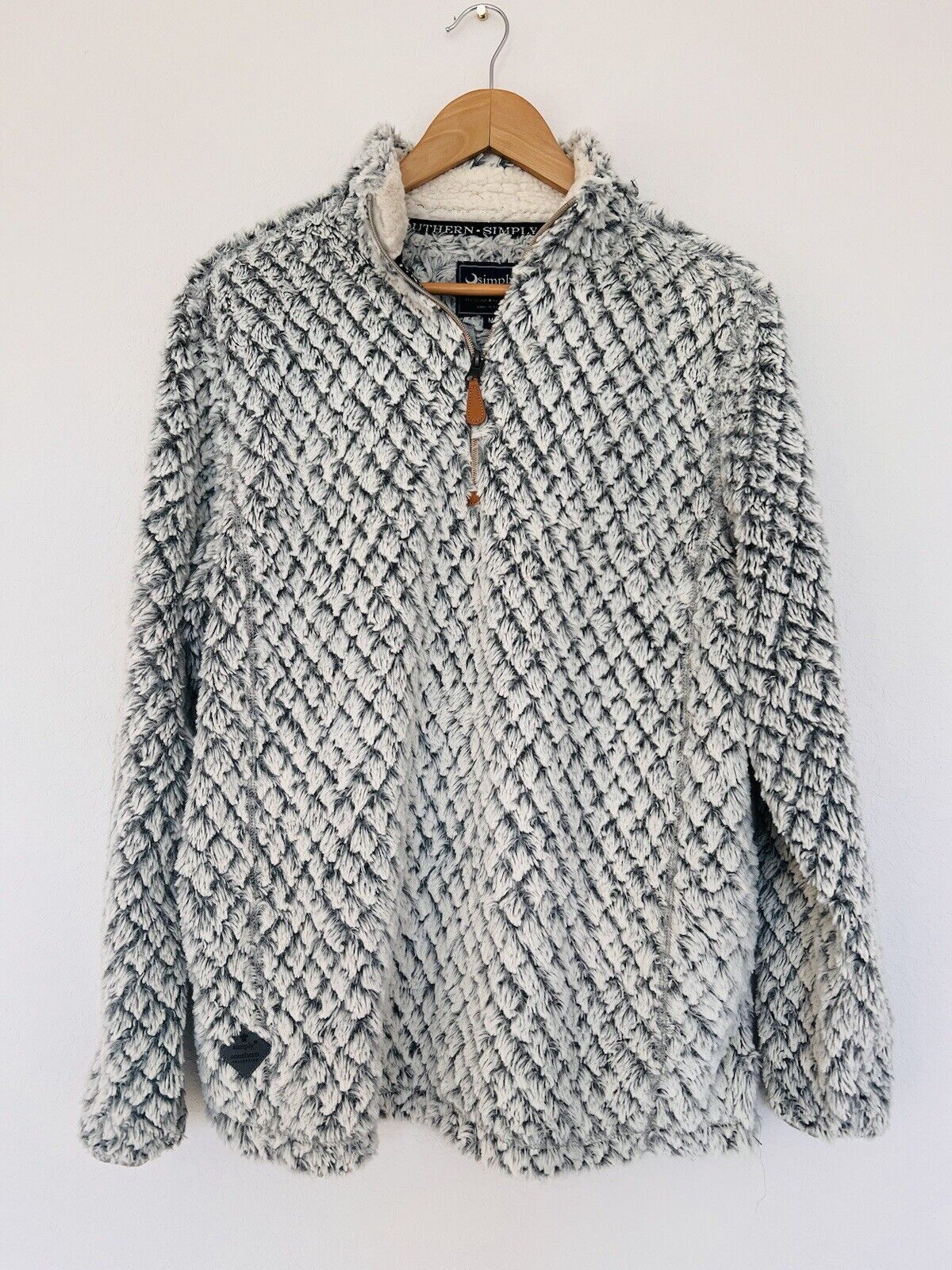 SIMPLY SOUTHERN Fuzzy Sherpa Jacket Sz M Gray Teddy Pullover Cozy 1/4 Zip Coat