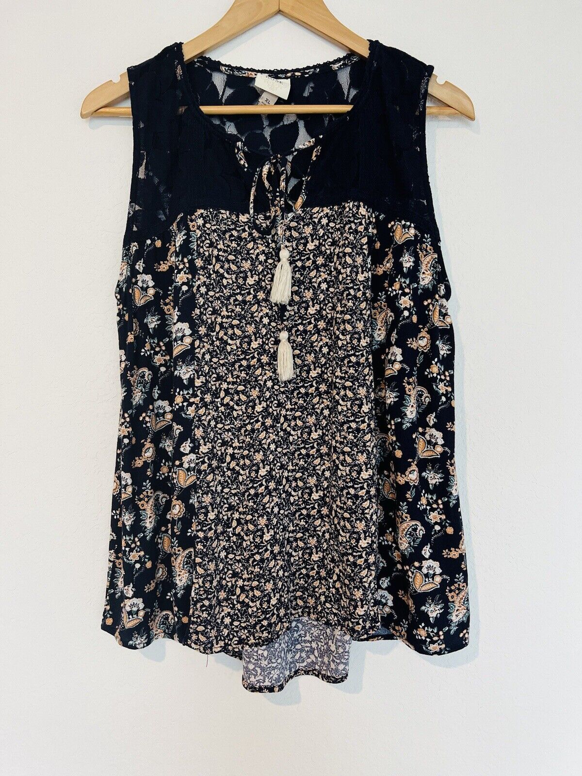 KNOX ROSE Blue Floral Sleeveless Tank Top Blouse Sz XL Lace Tassel Boho