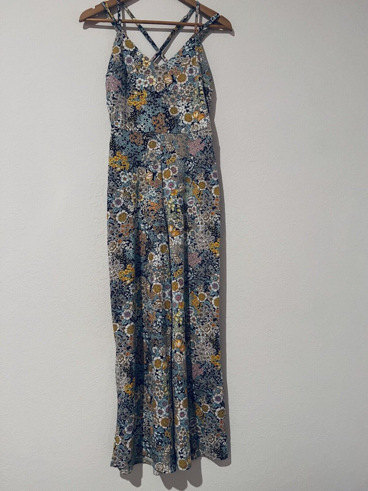 WILD FABLE Floral Daisy Jumpsuit Jumper Sz S Wide Leg Romper Boho Hippie