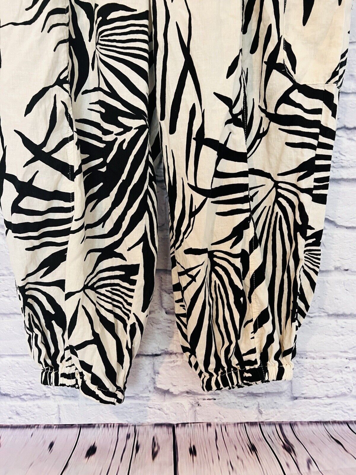 RACHEL ZOE Zebra Animal Print Drawstring Pant Sz S Linen Blend Oversized Fit