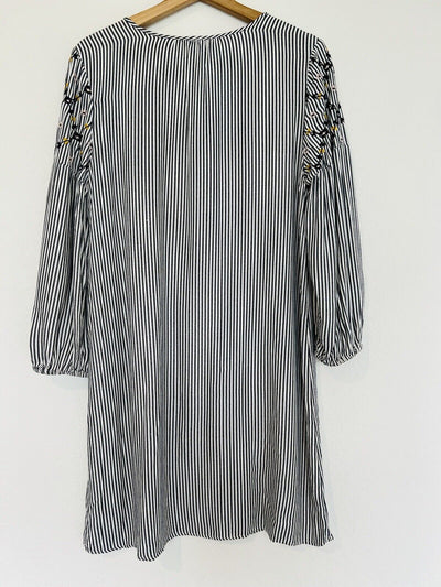 OLD NAVY Blue/White Stripe Dress Sz M Long Balloon Sleeves Shift Tassel Boho