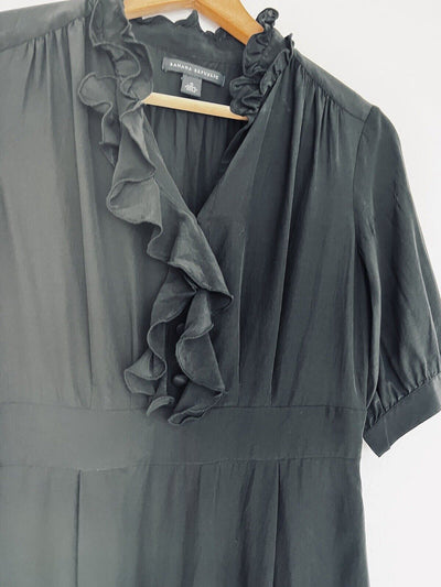 BANANA REPUBLIC Black 100% Silk Ruffle Shift Dress Sz 0 Pockets Minimalist