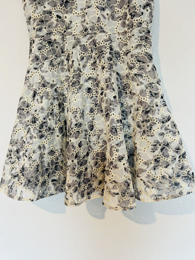 Ava & Yelly Girls Fit & Flare Dress Sz 14 Floral Eyelet Flutter Sleeve Easter
