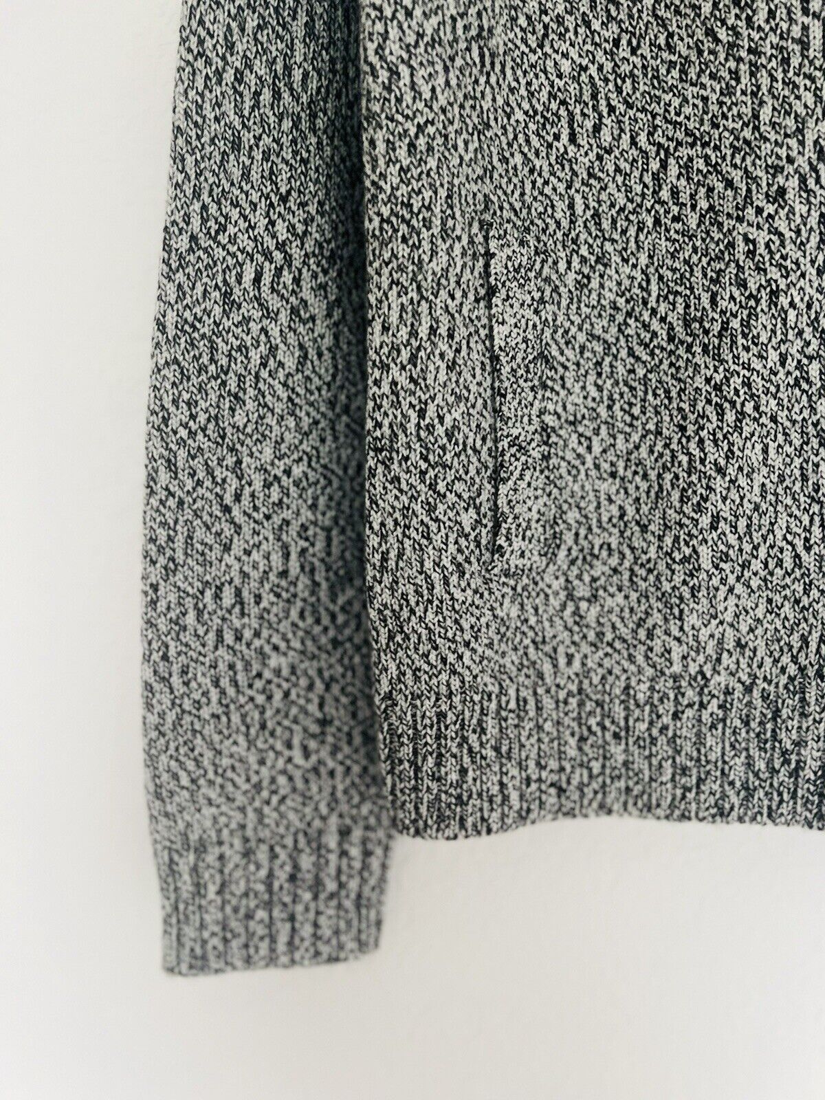 BANANA REPUBLIC Mens Cardigan Sweater Sz S Gray 100% Merino Extra Fine Wool