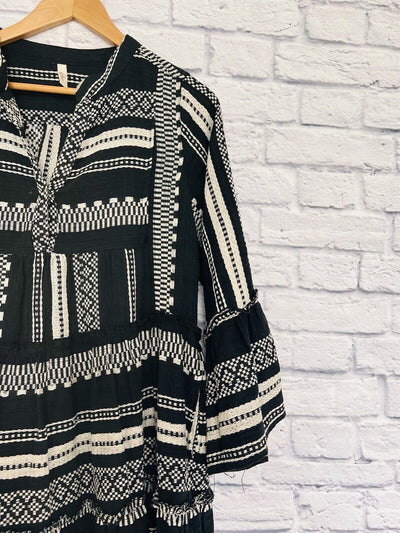 ELAN Thick Woven Babydoll Dress, Black/White Sz M Tribal Western Boho Rodeo