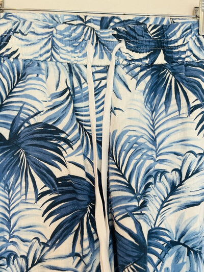 TALBOTS Women’s Sz 2X Blue White Palm Print Pull On Shorts Plus Size Vacation
