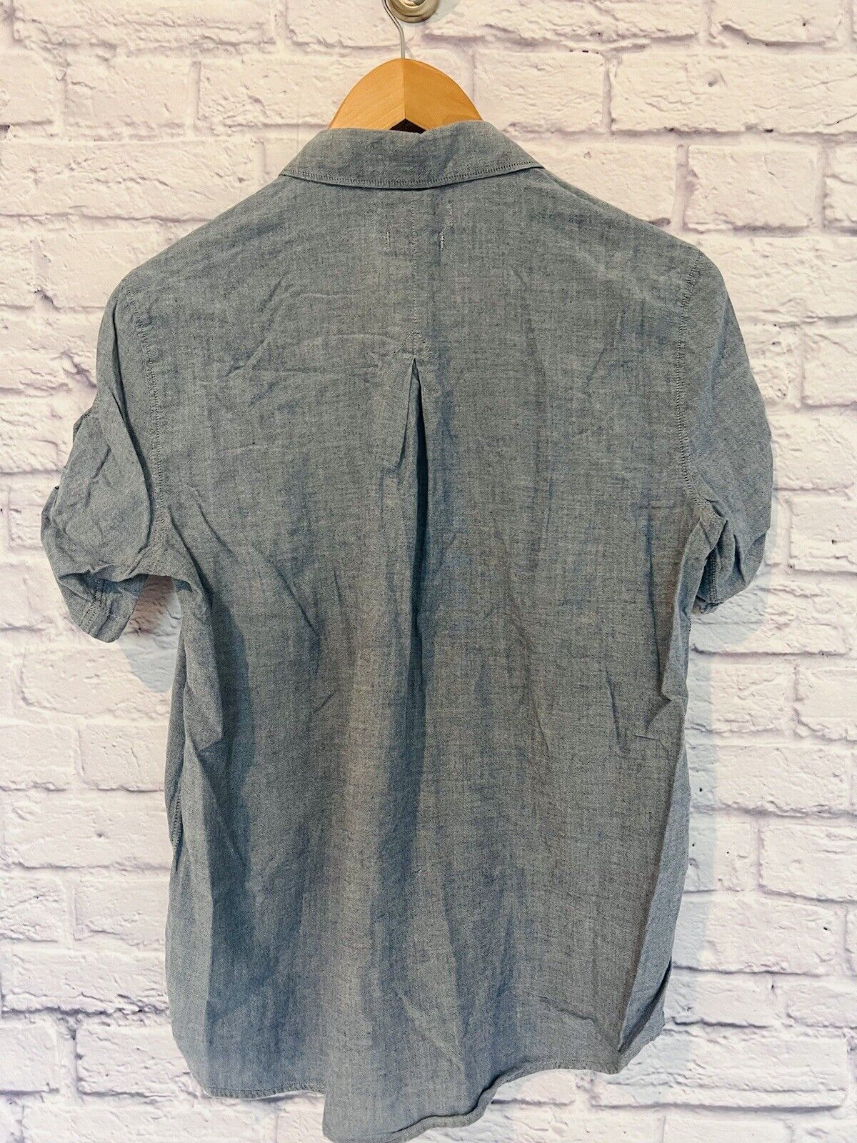MADEWELL Womens Botton Up Shirt Gray Sz M Short Sleeve Classic Workwear Career