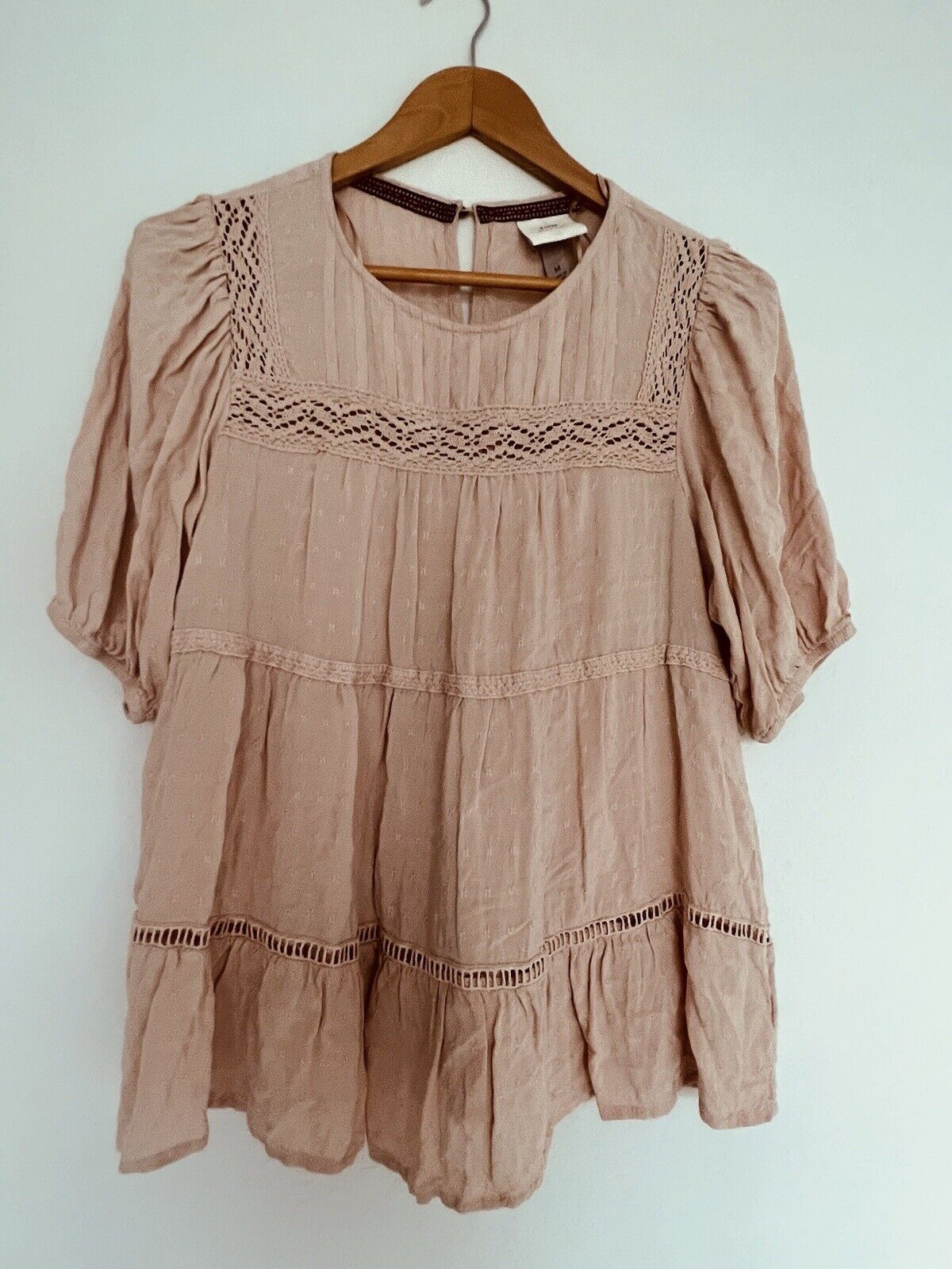 KNOX ROSE Pink Peach Top Boho Tiered Babydoll Blouse Sz M Flowy Shirt Coquette